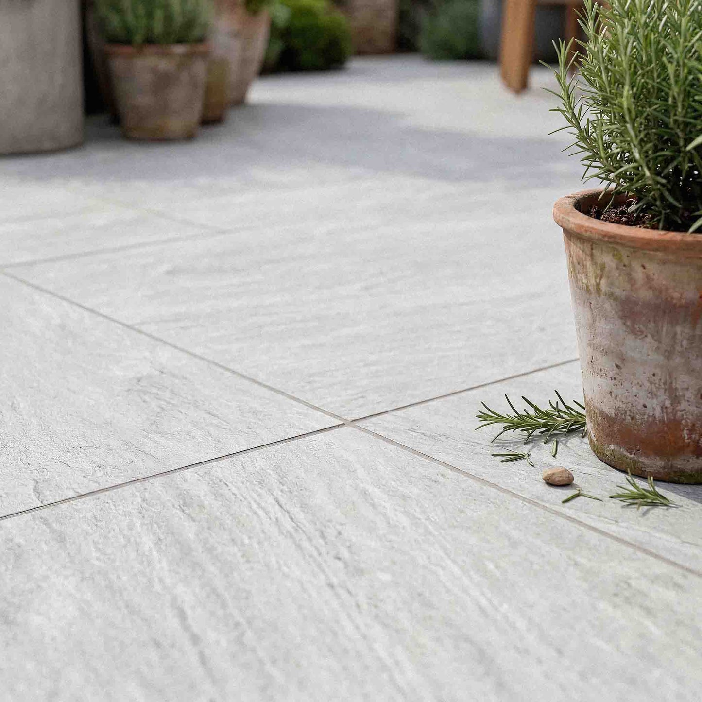 Polar White Outdoor Garden Tiles