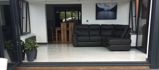 Richard's Marble Effect Conservatory