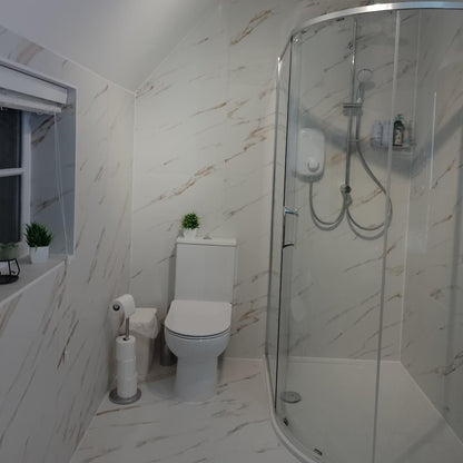 Marmo White and Gold Marble Tiles - Carving, Matt, Rectified
