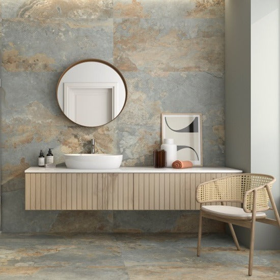 Cut Sample: Cumbria Large Light Grey Floor Tiles
