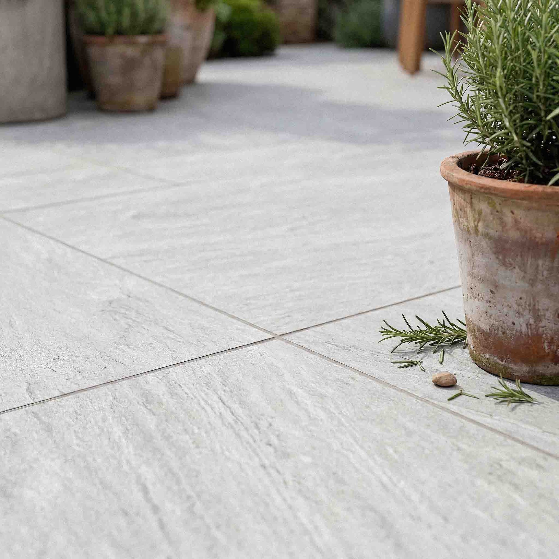 Polar White Outdoor Garden Tiles